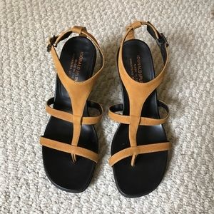 Donald J Pliner Camel Strap Heels NWOB SZ 8